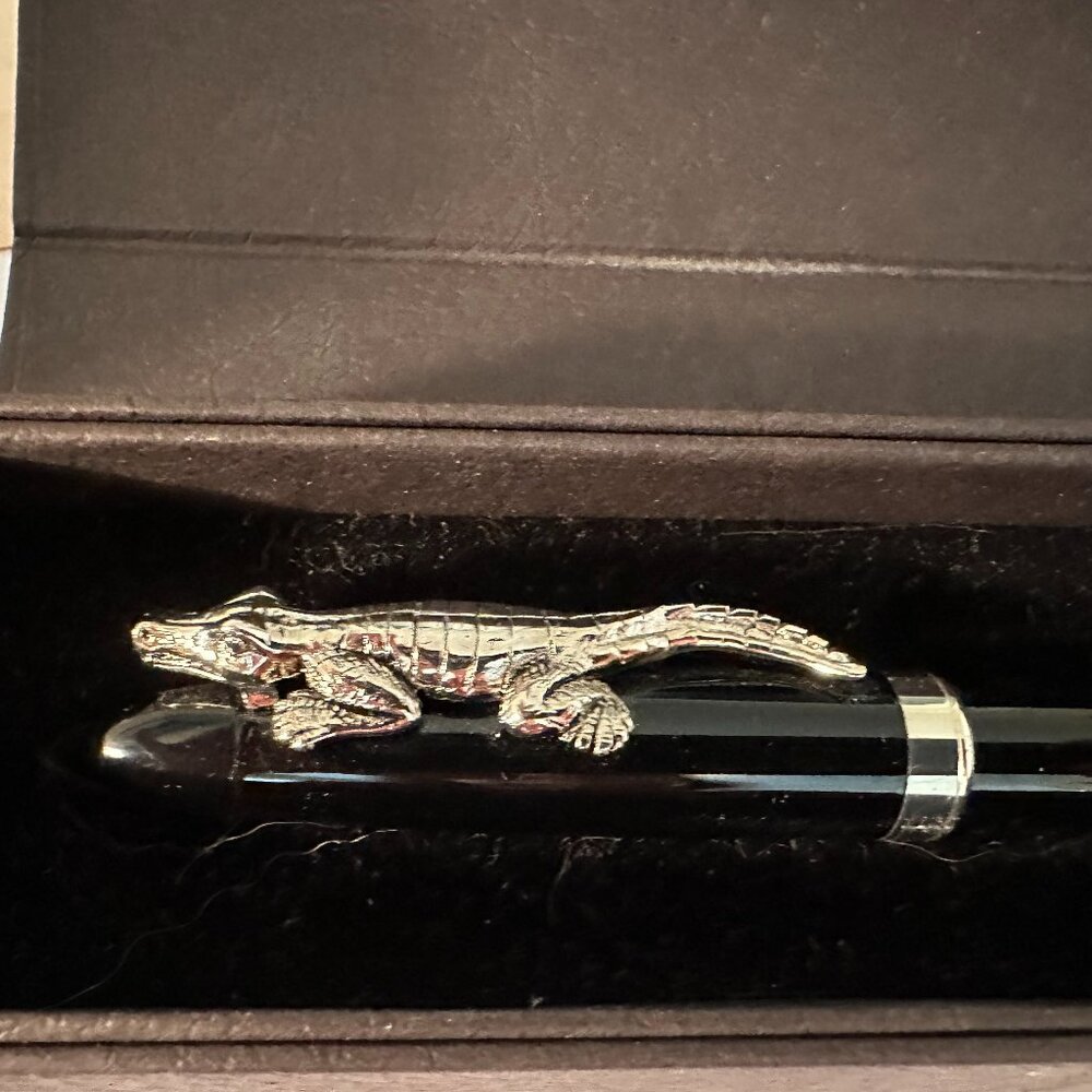 Gator ball point pen